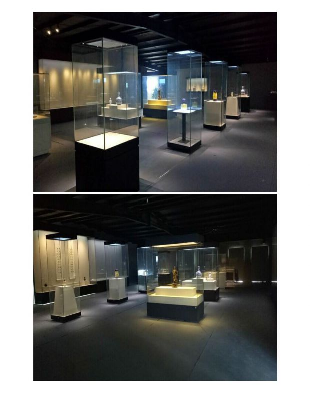 專業定制四面玻璃博物館展柜 深圳華信工廠優質服務與圖片展示